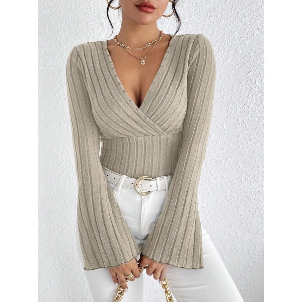 Amélia – Camisola Canelada de Decote